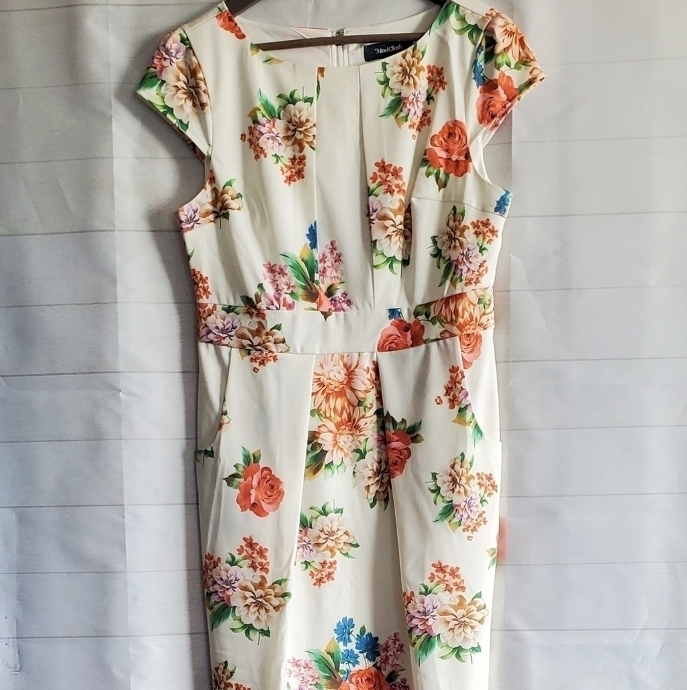 Modcloth Floral Dress Size L